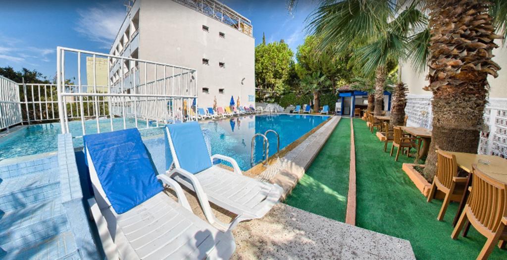 Pak Hotel - Adult Only Kusadası Exteriör bild