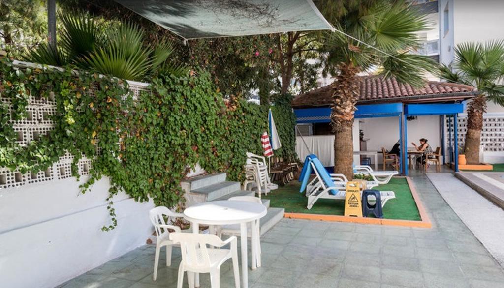 Pak Hotel - Adult Only Kusadası Exteriör bild