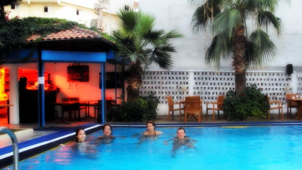 Pak Hotel - Adult Only Kusadası Exteriör bild